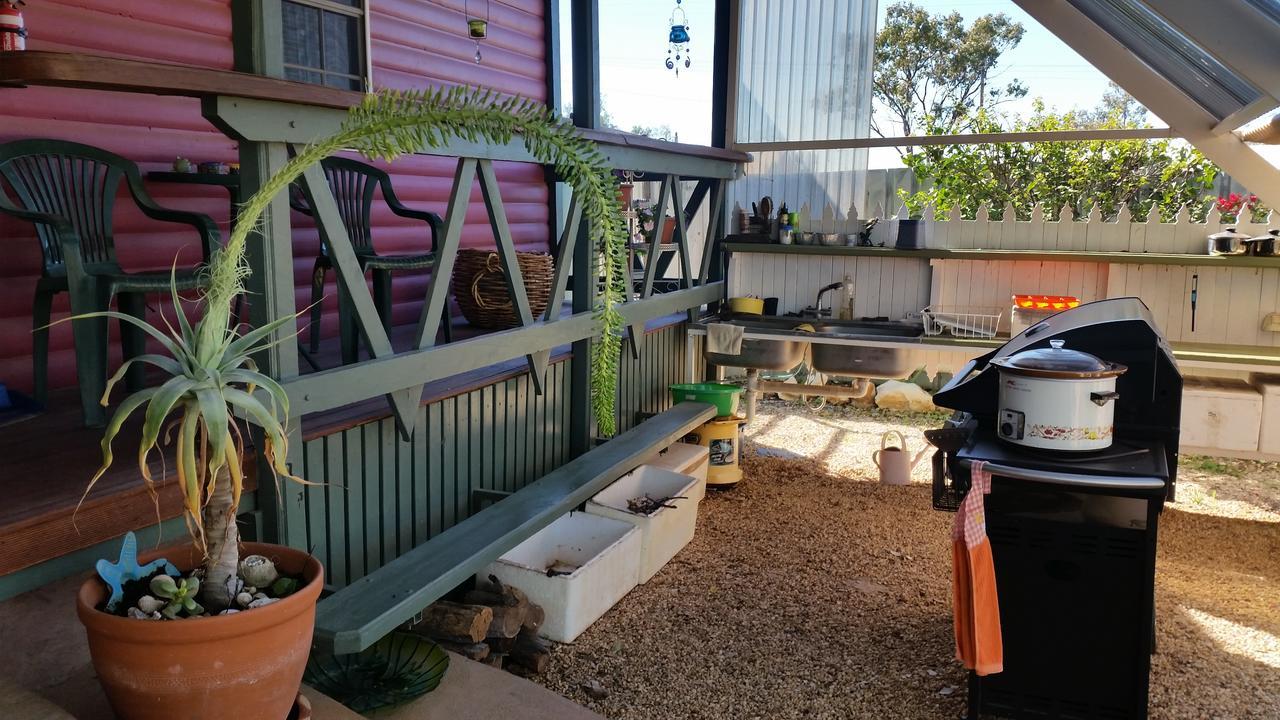Sonja'S Bed And Breakfast Lightning Ridge Kültér fotó
